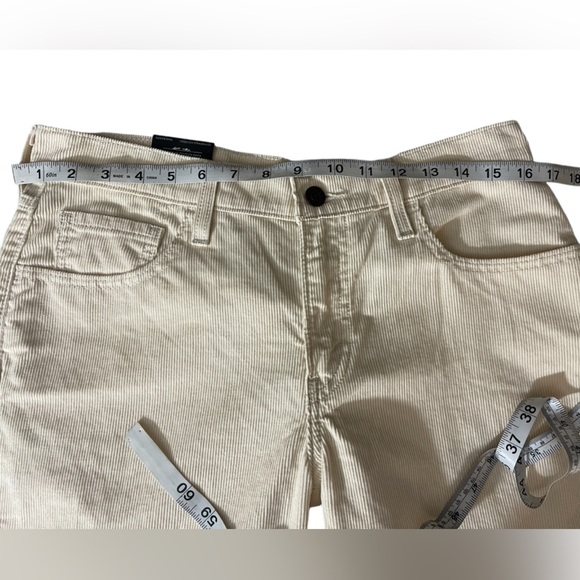 Levi’s Premium Corduroy Pants Women Ivory Middy Ankle Bootcut 33x27 Size 16 New - Picture 3 of 11